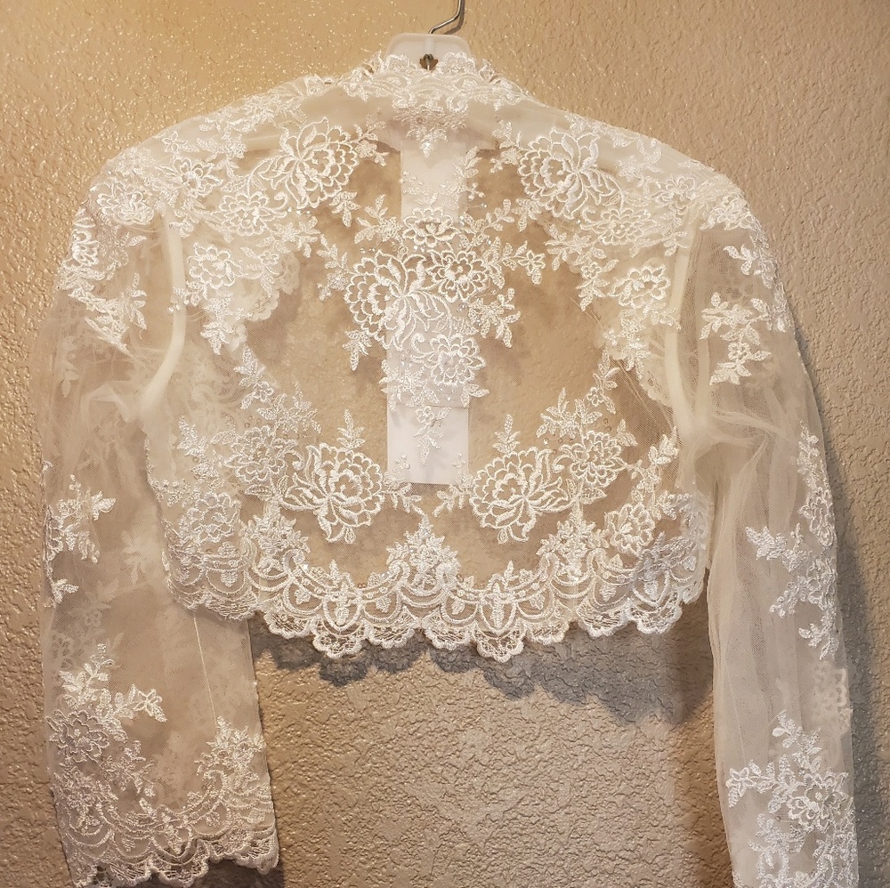 Wedding jacket - Picture 2 of 4